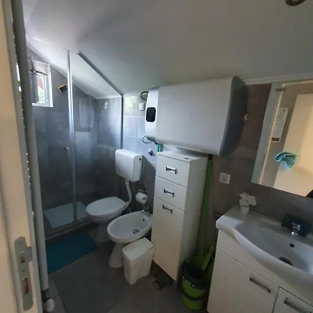 Kairos Apartman Apartment