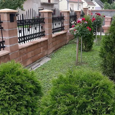 Apartment Kairos Apartman Vrdnik