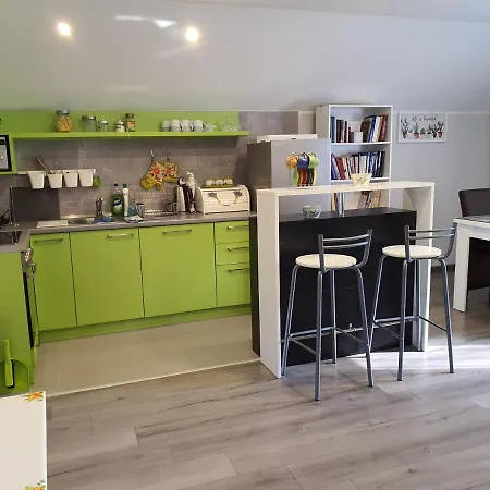 Apartment Kairos Apartman Vrdnik
